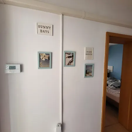 Spacious In Best Location - 4th Floor No Lift Apartamento